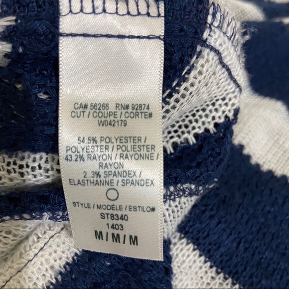 Splendid women’s med navy & white hoodie sweater - Picture 4 of 5